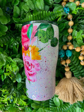 Load image into Gallery viewer, 20oz Pastel Pink Glitter and Flower Modern Curve Tumbler
